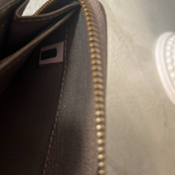 Jimmy Choo Taupe Wallet - Picture 10 of 12